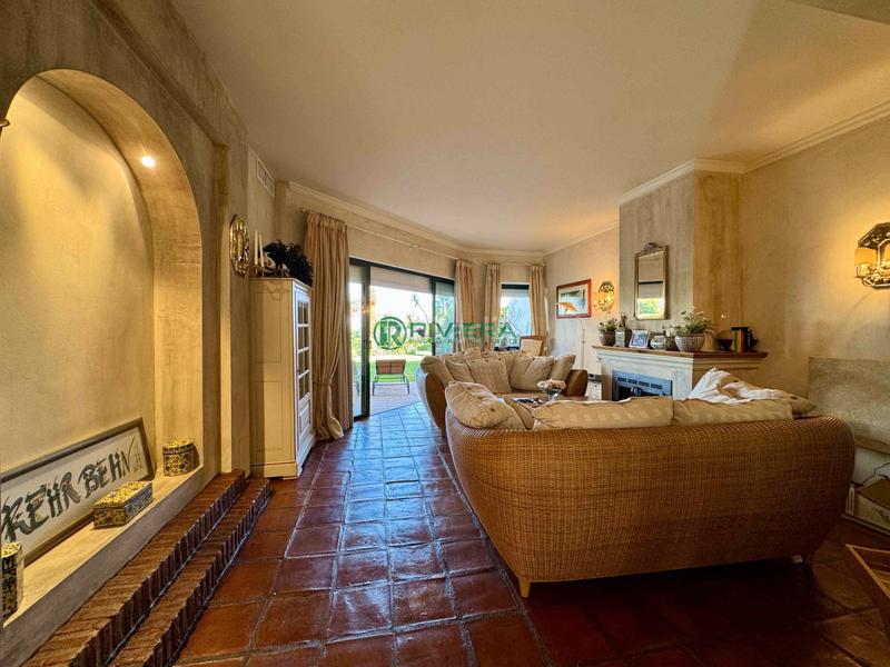 Foto e71f455b-ba71-412f-9a50-b9230c362e9a. Casa aparellada a calle geranio 98 a Riviera del Sol Mijas