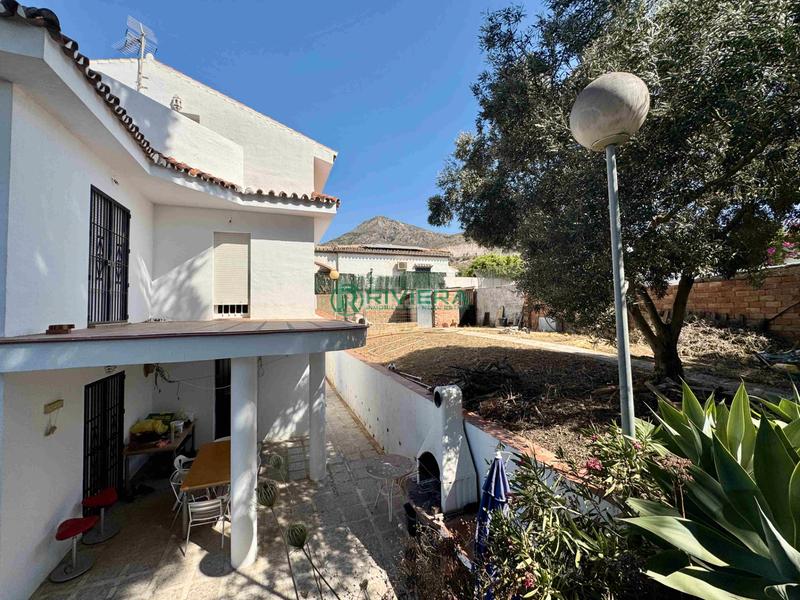 Foto 067e494b-488c-4cd9-ba25-80e485985c05. Chalet casa/chalet independiente en venta en avenida tomillar en Benalmádena