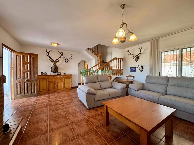Foto 14a25025-5774-429f-8a7e-7c60cb793c8c. Chalet casa/chalet independiente en venta en avenida tomillar en Benalmádena