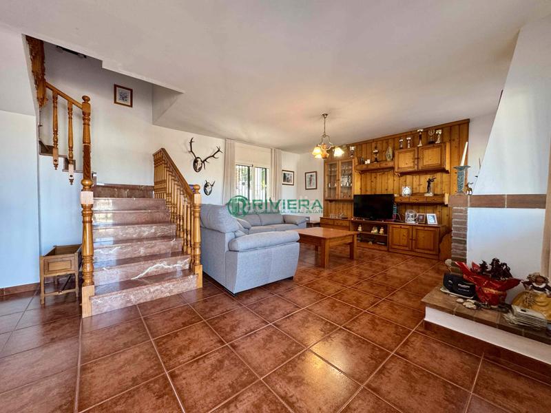 Foto 33ecb8b9-2d0a-4594-94c6-ab53667fd575. Chalet casa/chalet independiente en venta en avenida tomillar en Benalmádena