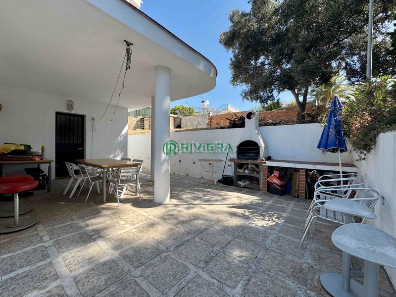 Foto 7db31c35-bba5-40a7-9429-e46070812356. Chalet casa/chalet independiente en venta en avenida tomillar en Benalmádena