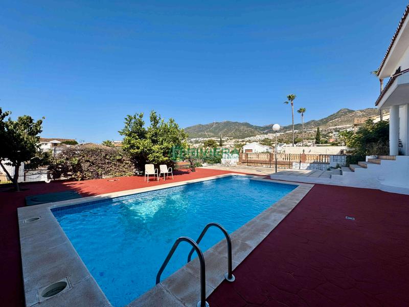 Foto ad406902-ce75-4101-9d22-434db41611d5. Chalet casa/chalet independiente en venta en avenida tomillar en Benalmádena