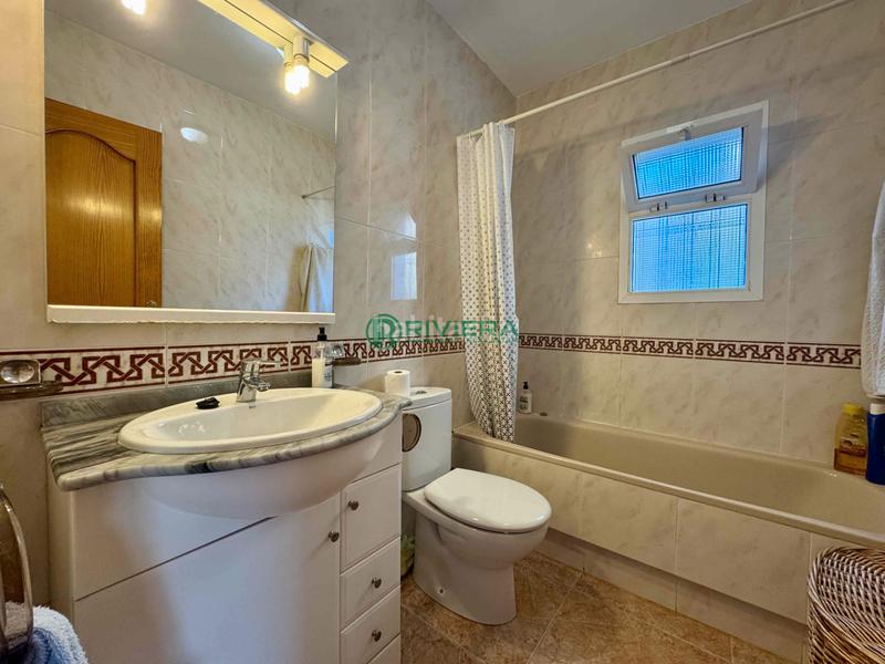 Foto b1f64358-3df7-4dd3-9a08-1be1b20c6057. Chalet casa/chalet independiente en venta en avenida tomillar en Benalmádena