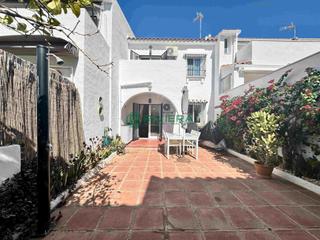 Casa adossada a Avenida las palmeras 92