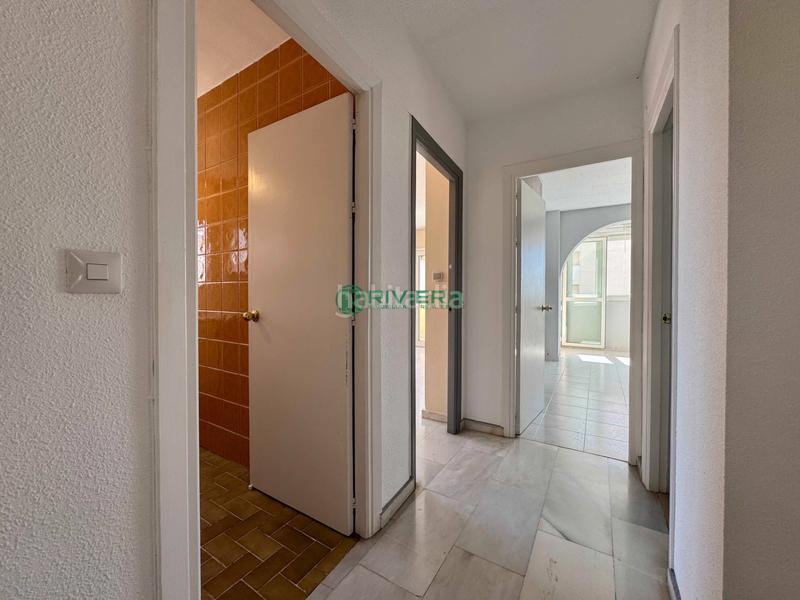 Foto 90d3e5cf-c7e2-4194-ba39-0f26a9fc2756. Apartament a calle casablanca 24 a El Bajondillo Torremolinos