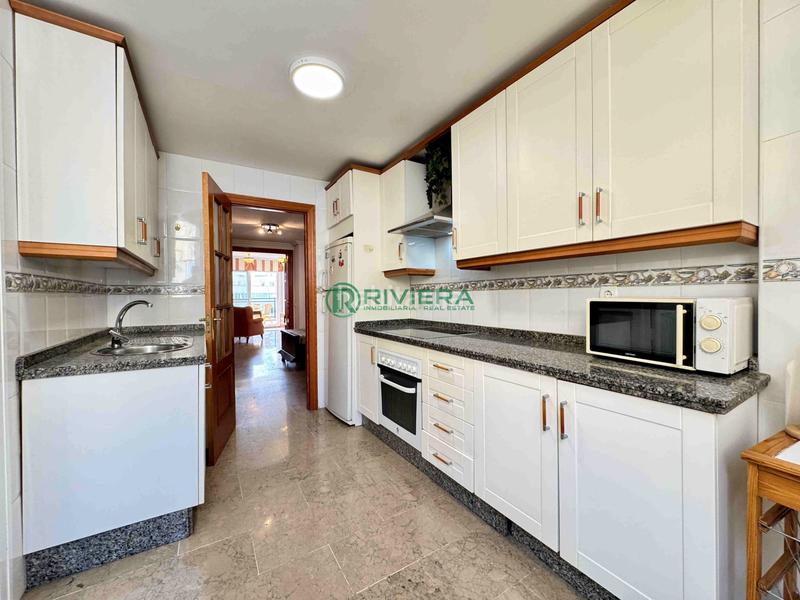 Foto 062b7dd0-408e-45d5-89d9-28a082455e36. Appartamento in calle brigitte bardot 7 in Playamar - Benyamina Torremolinos