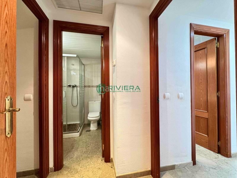 Foto 81df8edb-8e69-4ffb-b364-139d66498277. Appartamento in calle brigitte bardot 7 in Playamar - Benyamina Torremolinos