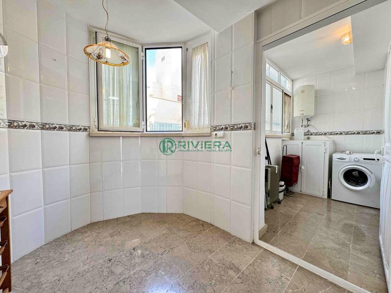 Foto 142ae96f-ba46-40bb-a60d-543899f3d6c5. Appartement dans calle brigitte bardot 7 dans Playamar - Benyamina Torremolinos