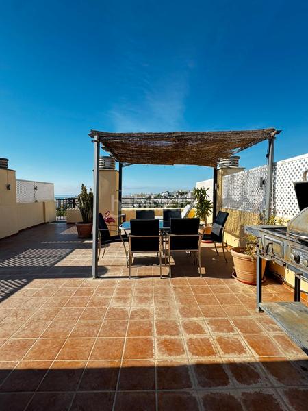 Foto 078af3c8-e2d4-42a3-8c8e-bffc607ea80f. Penthouse with heating parking pool in Montemar Torremolinos