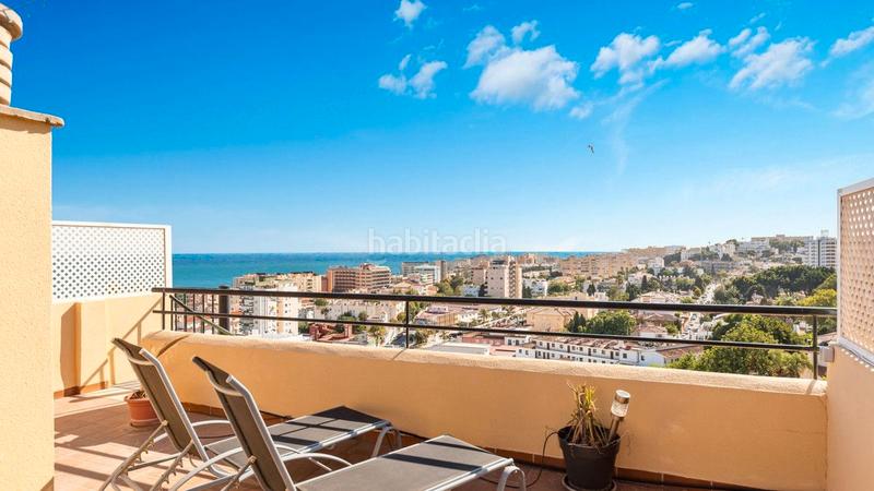 Foto 30bf9607-bd4f-4c7a-bea8-5824869c7f73. Penthouse with heating parking pool in Montemar Torremolinos