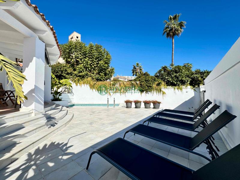 Foto 07ef7643-d7d9-442b-befa-9e4c7fcf1379. Chalet casa/chalet independiente en calle fragata, en Benalmádena