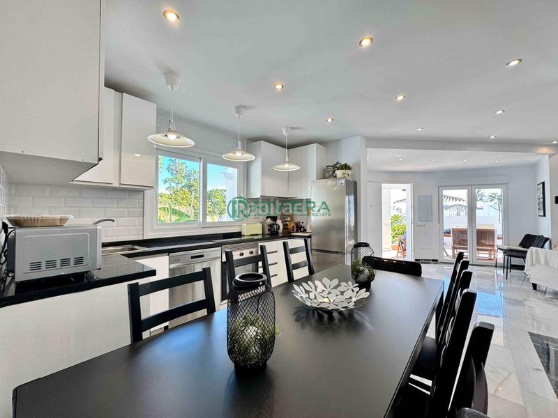 Foto 6b1499b5-7e46-4cb5-ae64-fc859dd4c97a. Chalet casa/chalet independiente en calle fragata, en Benalmádena