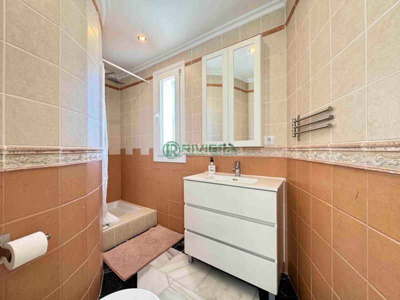 Foto a2df32f6-3d6b-4dac-8cbb-1376f1716773. Chalet casa/chalet independiente en calle fragata, en Benalmádena