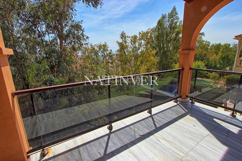 Foto 3cb817ba-1fe4-4c8f-b3a9-a19c09981863. Chalet mit heizung parking pool in El Candado Málaga