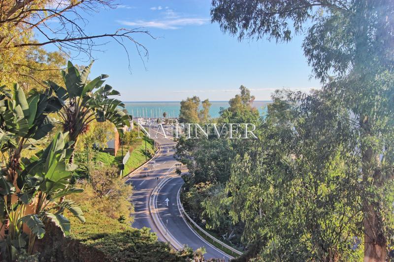 Foto d53061ca-647f-470c-8a00-fb9e6218c978. Chalet mit heizung parking pool in El Candado Málaga