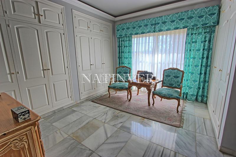 Foto df31b6bf-df47-4237-925a-1a662fb66fc0. Chalet mit heizung parking pool in El Candado Málaga