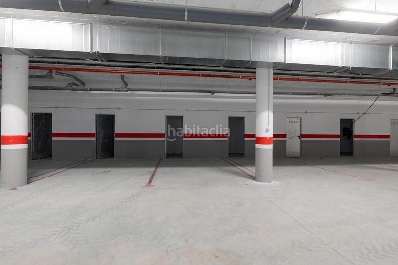 Foto bbf7b83d-7031-437f-9952-67b35e206e39. Pis amb aparcament piscina a Almayate Bajo