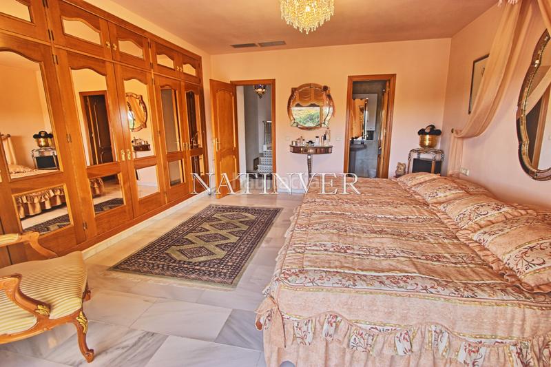 Foto 0ba5ecf4-d720-45ff-9cf4-e252de31a457. Casa adossada amb xemeneia calefacció piscina a Nueva Torrequebrada Benalmádena
