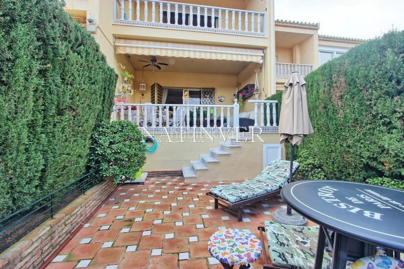 Foto 6c83829e-26a1-430a-8246-c2ef094714da. Casa adossada amb xemeneia calefacció piscina a Nueva Torrequebrada Benalmádena