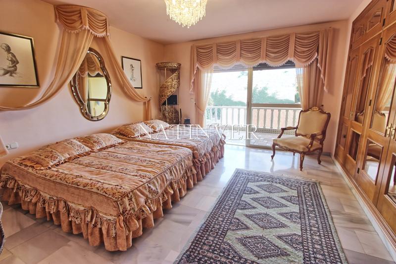 Foto f01a1f36-333d-44a5-a00b-32fe4b100dc3. Casa adossada amb xemeneia calefacció piscina a Nueva Torrequebrada Benalmádena