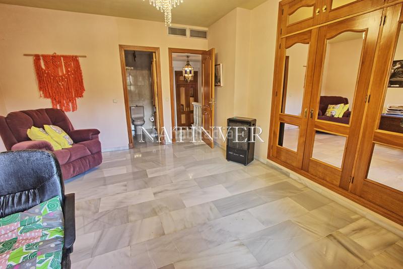 Foto 947ccff4-b1a2-453b-b131-f577a961a206. Semi detached house with fireplace heating pool in Benalmádena