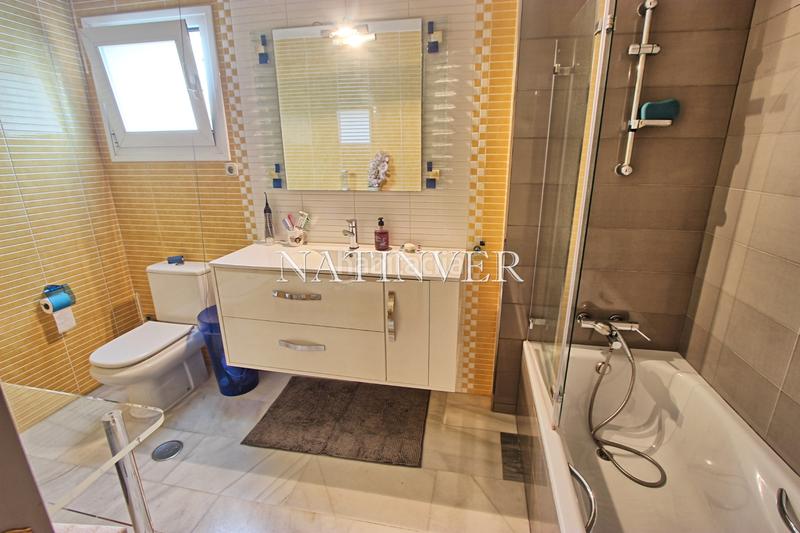 Foto 54705be2-5fa5-418f-8744-21d7416853d5. Chalet mit kamin heizung parking pool in El Candado Málaga