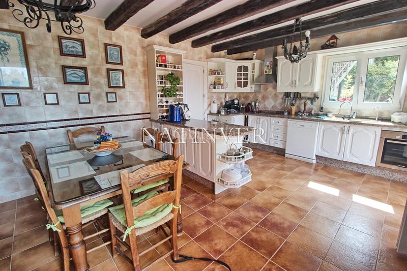 Foto 86be23f6-1f55-4238-ac19-b208dd9fb97a. Chalet with fireplace heating parking pool in El Candado Málaga