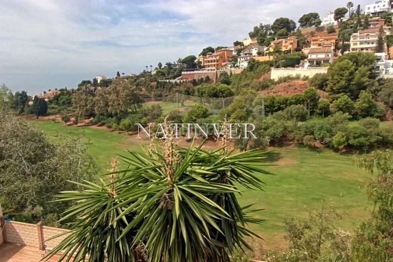 Foto ff2866ef-0a84-4f13-a00e-bc863d1494bd. Chalet avec cheminée chauffage parking piscine dans Málaga