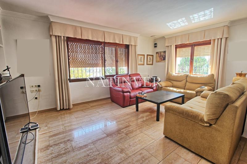 Foto 1a54bbf0-07b0-437c-b262-3d711712c847. Chalet avec cheminée chauffage parking piscine dans Málaga