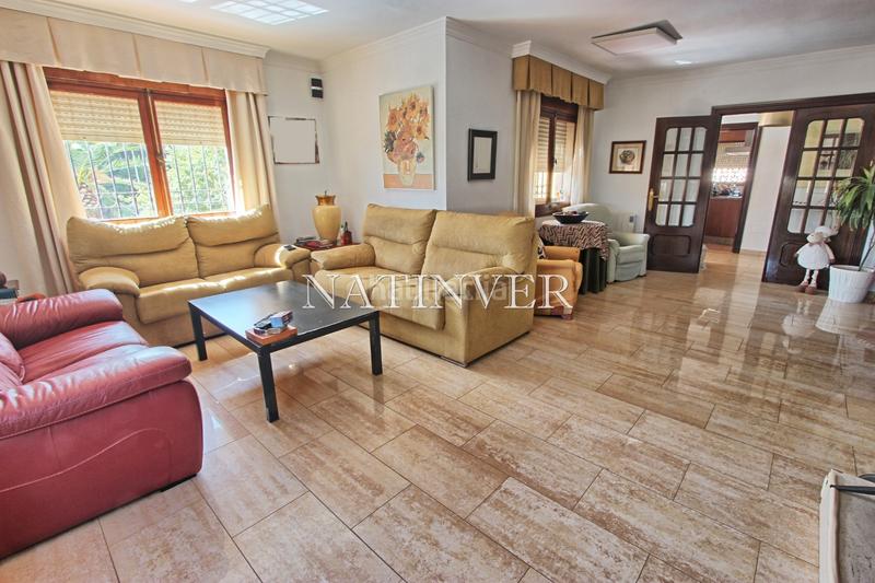 Foto 7e37b513-cc45-4641-904a-38eb522b5df0. Chalet avec cheminée chauffage parking piscine dans Málaga