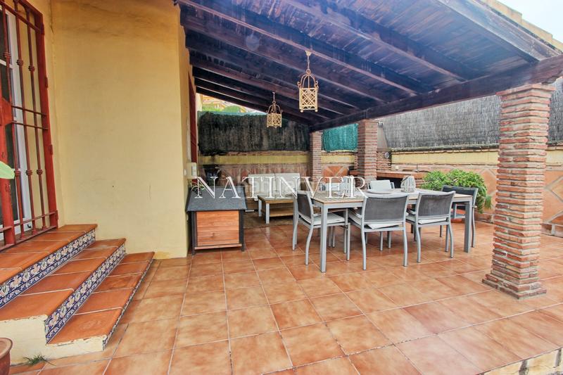 Foto c395759f-e1a1-4533-94d4-b8d254fbae8e. Casa adosada en calle azucena 15 en Cotomar Rincón de la Victoria