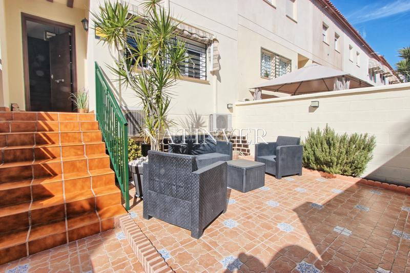 Foto 0e778caf-a011-4418-b086-2918a61e5b9f. Casa adossada amb calefacció aparcament piscina a Rincón de la Victoria