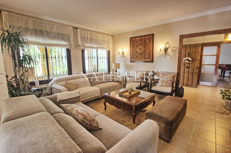 Foto 2ca10e8d-63f8-4c66-a4bd-b426aecf7380. Xalet a calle almendros 25 a Pinares de San Antón Málaga