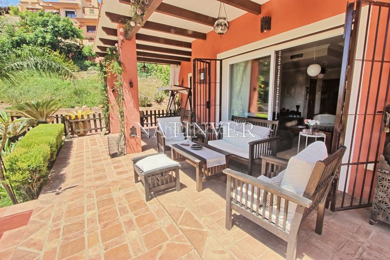 Foto 16f41d1b-255c-452c-8dca-3665b4fb7b36. Chalet en calle leoni benabú 23 en Pinares de San Antón Málaga