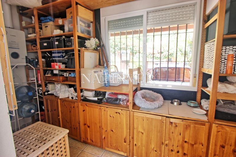 Foto 5239188a-b24b-4681-9acb-8870020598c4. Chalet en calle leoni benabú 23 en Pinares de San Antón Málaga