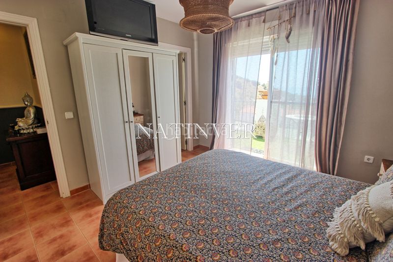 Foto 007365eb-eec2-4f5e-b936-6025231f5b3d. Casa adossada amb aparcament a Chilches