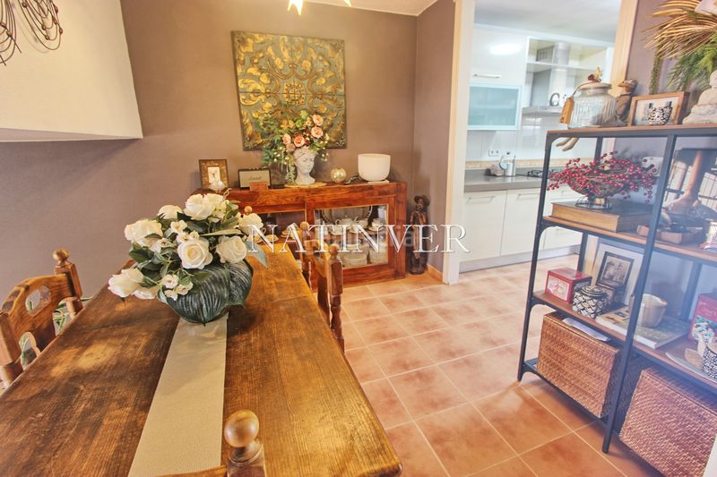 Foto fb505218-3e20-4871-92a5-7aff0ef94954. Casa adossada amb aparcament a Chilches