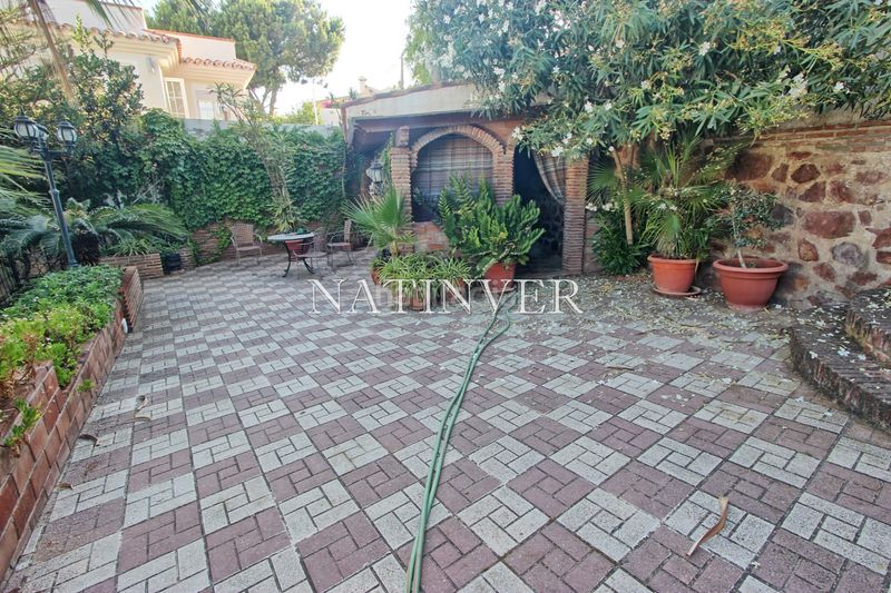 Foto 07ac364a-e871-4424-a529-5681ca9b1582. Chalet en calle cueva de menga 21 en El Candado Málaga