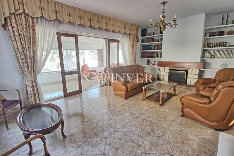 Foto cf0efb7e-713d-47ee-ae25-00d9806b95d6. Chalet en calle cueva de menga 21 en El Candado Málaga
