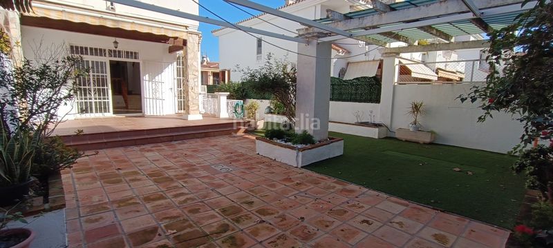 Foto 63d17acb-df5b-42b3-bea7-25799d30523a. Rent towny house with fireplace parking pool in Capellanía - Retamar Alhaurín de la Torre