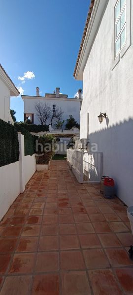 Foto a37dfec9-2df9-4a1d-aa44-5441ef8eea81. Rent towny house with fireplace parking pool in Capellanía - Retamar Alhaurín de la Torre
