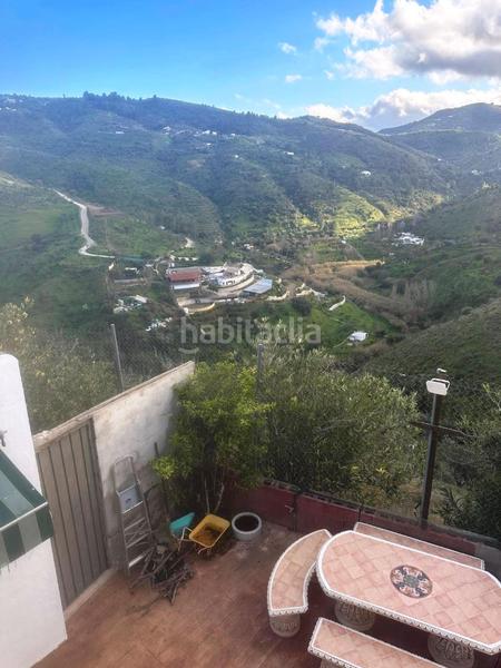 Foto 5c2211f1-1af3-4904-bbff-22a37e636b4a. Chalet finca rústica en guaro de 24.381m2 en Tolox