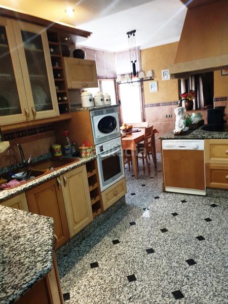 Foto d916036f-27a1-400b-8f69-64018d5e5138. Xalet amb xemeneia aparcament piscina a Cártama