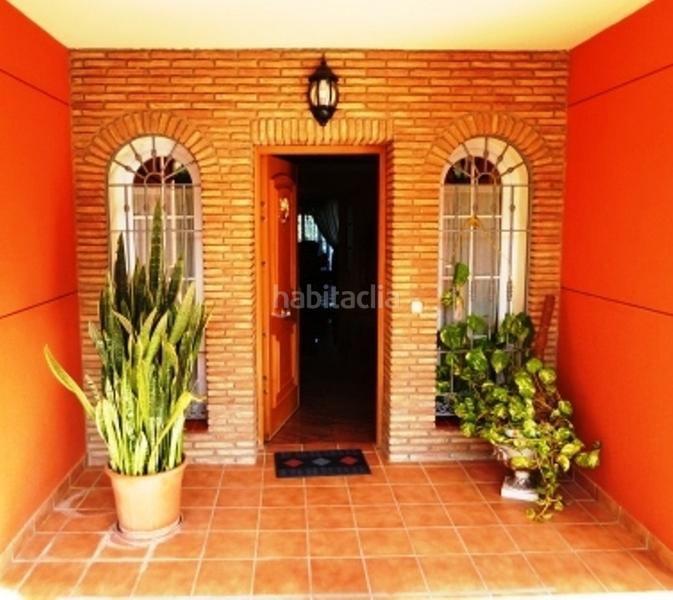 Foto 8a220e88-4688-455a-8118-ff322d281092. Chalet mit kamin heizung parking pool in Capellanía - Retamar Alhaurín de la Torre