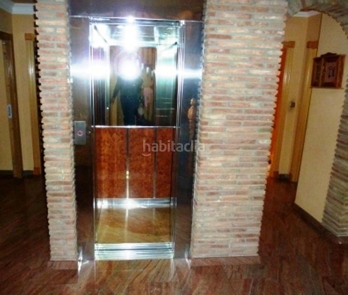 Foto c9133603-2591-4a60-943c-f797fc6d56d6. Chalet mit kamin heizung parking pool in Capellanía - Retamar Alhaurín de la Torre