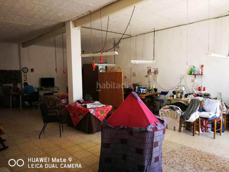 Foto 8d4fc683-6ed1-4812-800b-4c128bd71dcd. Edificio  en venta en Loja