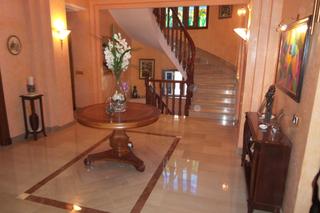 Chalet en Manantiales - Lagar - Cortijo. Villa en venta en alhaurin de la torre