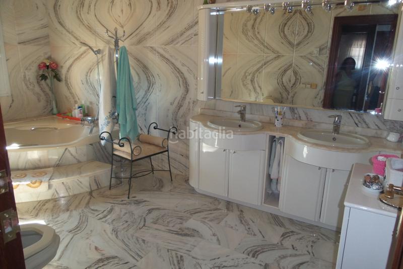 Foto e70ace66-2eaa-4226-a5c4-6b1e0d74ac94. Chalet con camino parcheggio piscina in Manantiales - Lagar - Cortijo Alhaurín de la Torre