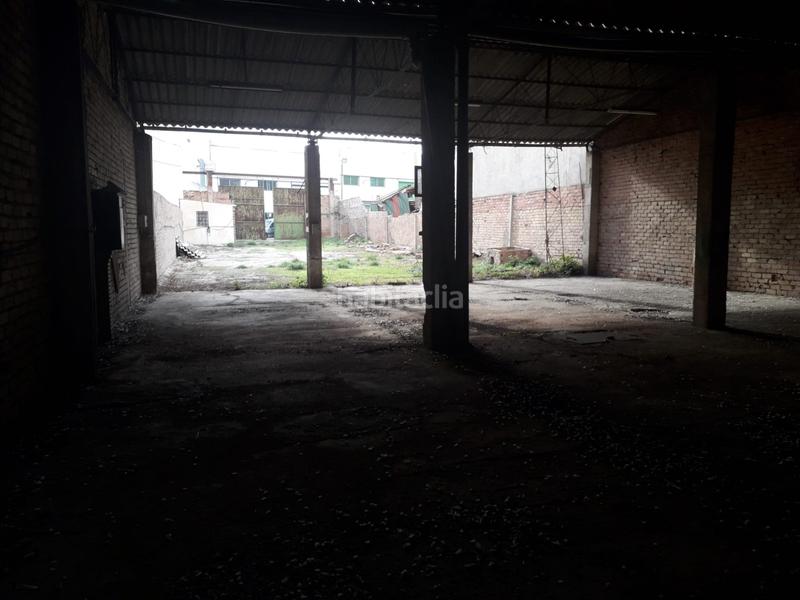 Foto b0d2e1d9-c84b-4a3a-92b9-3ca3aebe9025. Terrain industriel dans Coín