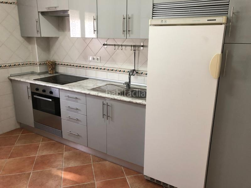 Foto c692aca0-fdbc-469e-aba4-1df02419c028. Maison avec cheminée parking dans Atajate